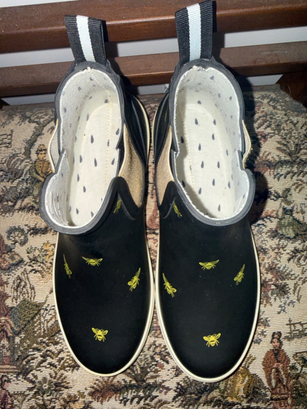 Joules Rainwell Bee Print Chelsea Rain Boots Black Gold Women’s US 7 EU 38 - Picture 13 of 16